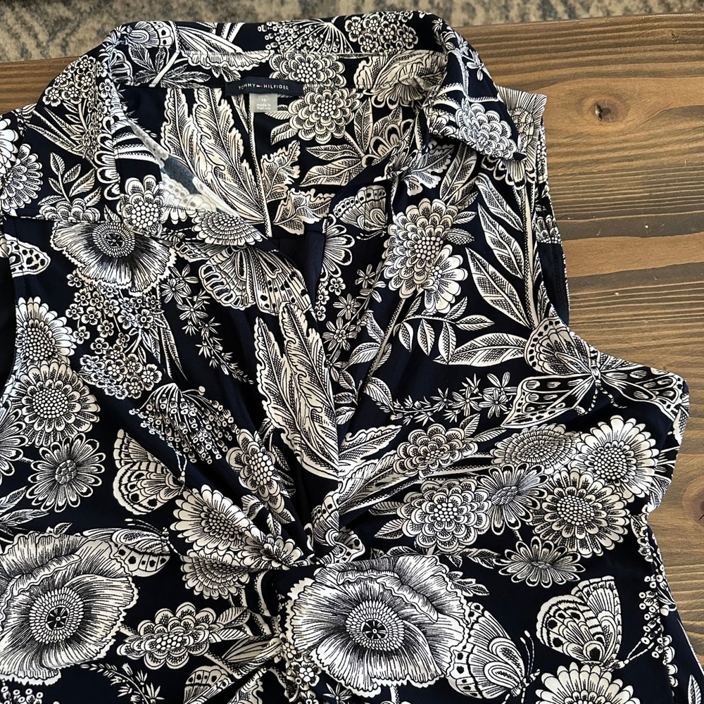 Women’s Tommy Hilfiger Black White Floral Sleeveless Dress Size 16 - Picture 3 of 8